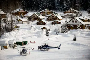 Bell 2 Lodge, Last Frontier heli-skiing, Canada